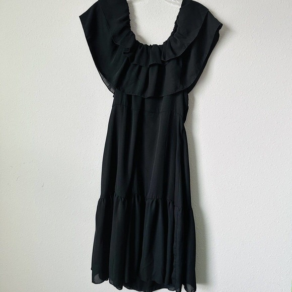 NSR Black Boho Flounce Off The Shoulder Dress Sz M NWT - Picture 5 of 5